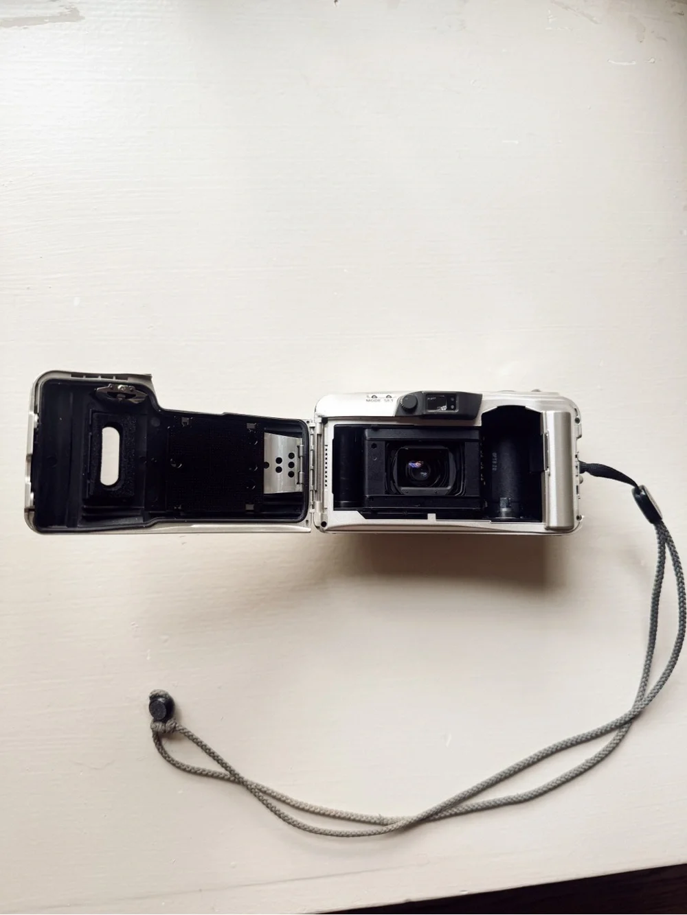 Olympus compact point